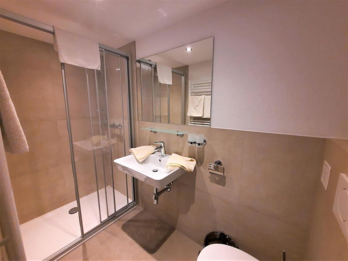 Garni Flori Villa Langenfeld Bagian luar foto